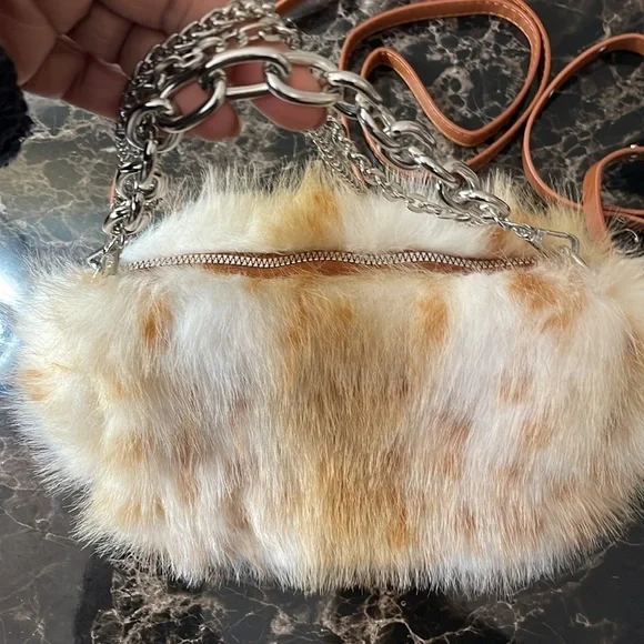 Tan Plush Chain Handbag - Picture 7 of 12